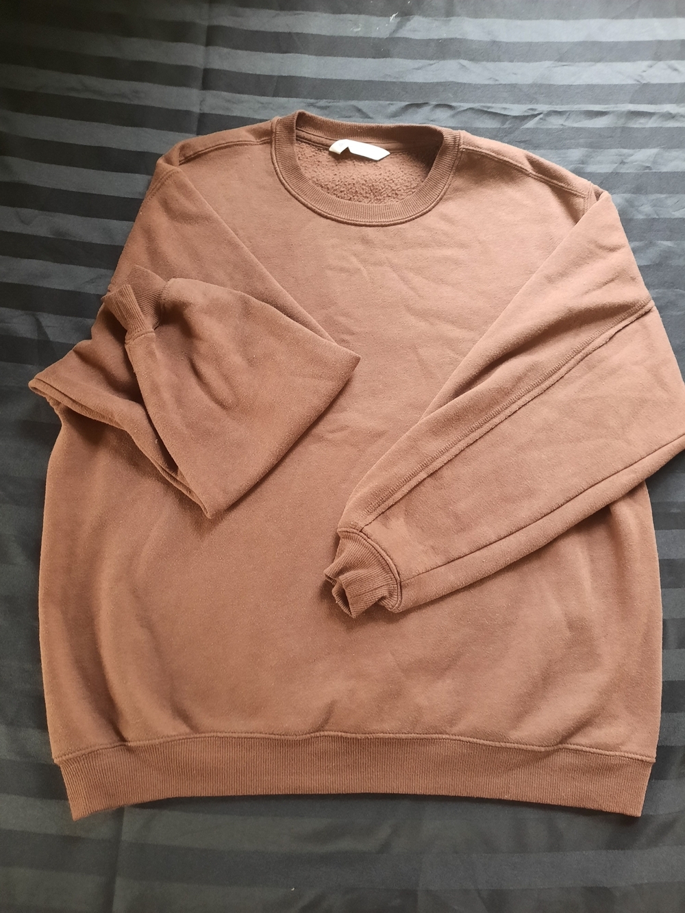 Bluenotes Fleece Crewneck Sweater in Warm Brown - Picture 2 of 4
